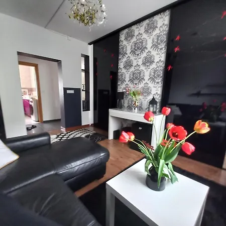 Blackapartment