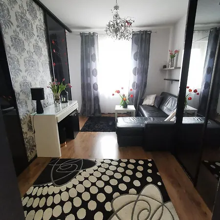 Lägenhet Blackapartment
